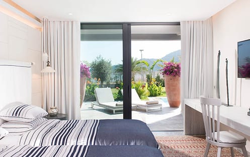 Presidential Suite Direct Pool Access